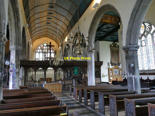 Photo 6"x4" Dartmouth St Saviour: nave and chancel Dartmouth c2021