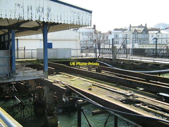 Photo 6"x4" Ryde Pier Tramway (landward end - April 2008) Ryde c2008