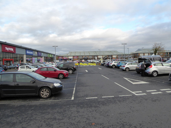 Photo 6"x4" Parking at Cramlington's shopping centre Beaconhill c2021