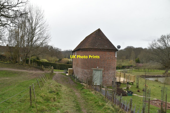 Photo 6"x4" Beech Mill Oast Battle\/TQ7416 c2021