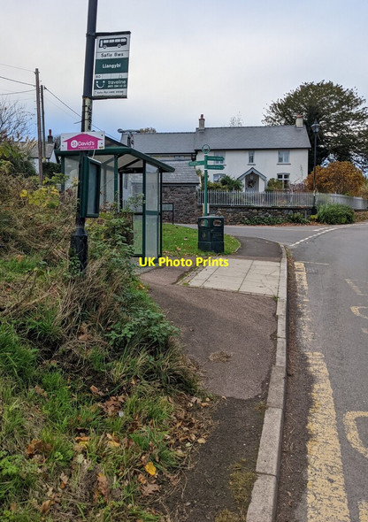 Photo 6"x4" Llangybi bus stop and shelter, Monmouthshire Llangybi\/ST3796 c2021