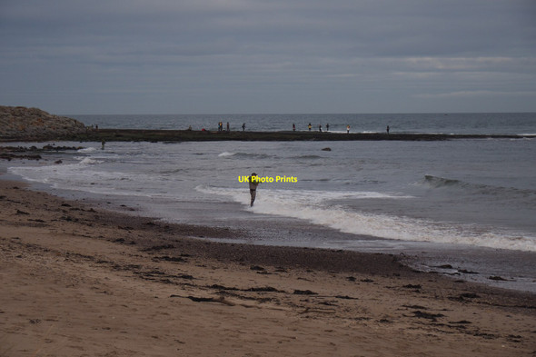 Photo 6"x4" Fishermen  at Thorntonloch Beach near Torness Thorntonloch c2021