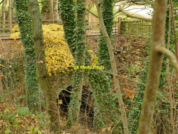 Photo 6"x4" Culvert on the Loadpit Beck Bingley\/SE1139 c2021