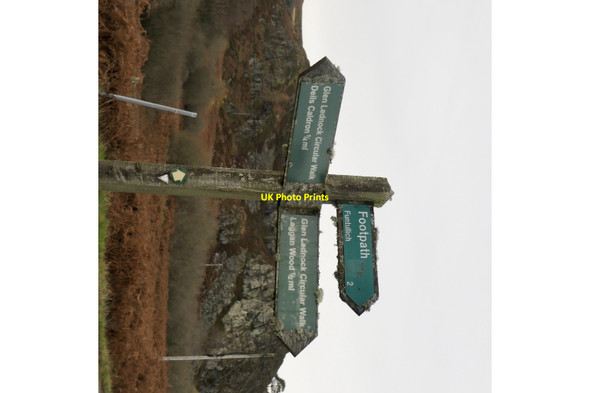 Photo 6"x4" Signpost, Glen Lednock Comrie\/NN7722 c2021