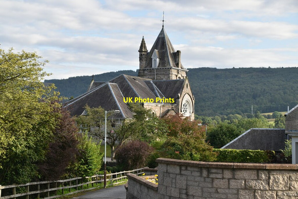Photo 6"x4" Pitlochry Parish Church Pitlochry c2021
