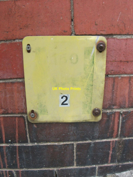 Photo 6"x4" Worn hydrant sign at the junction of the High Street and L\u00c3\u00b4n Popty, Bangor Bangor\/SH5771 c2020