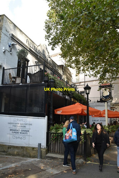 Photo 6"x4" The Swan Paddington\/TQ2681 c2021