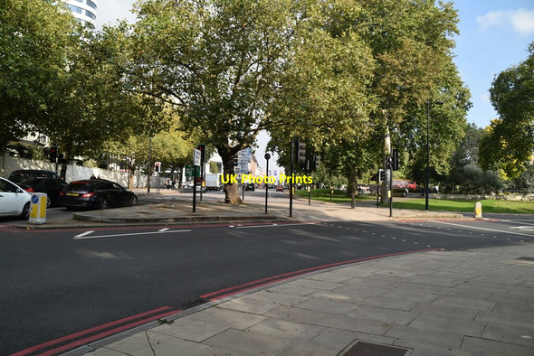 Photo 6"x4" Bayswater Rd near Speaker's Corner Westminster c2021