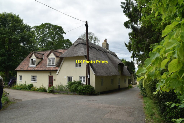 Photo 6"x4" Church Gate Therfield c2021