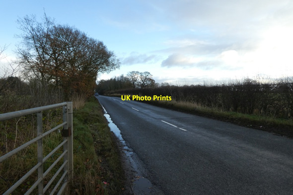 Photo 6"x4" Gate along Corban Lane Wigginton\/SE5958 c2021
