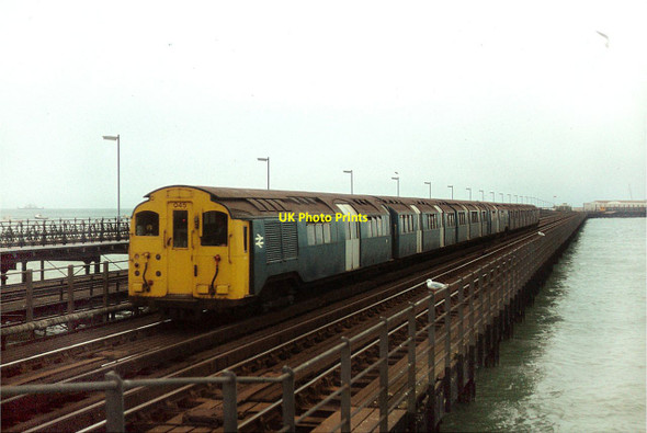 Photo 6"x4" On the pier at Ryde \u00e2\u0080\u0093 1978 Ryde c1978