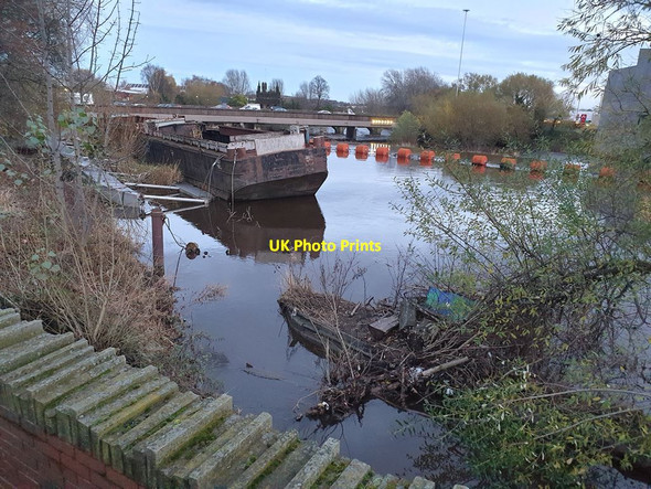 Photo 6"x4" Old boats on the River Calder Wakefield\/SE3320 c2021