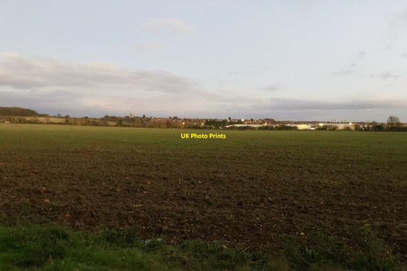 Photo 6"x4" View across the field to Luton Chalton\/TL0326 c2021