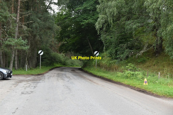 Photo 6"x4" Road near Insh Church Kincraig\/NH8305 c2021