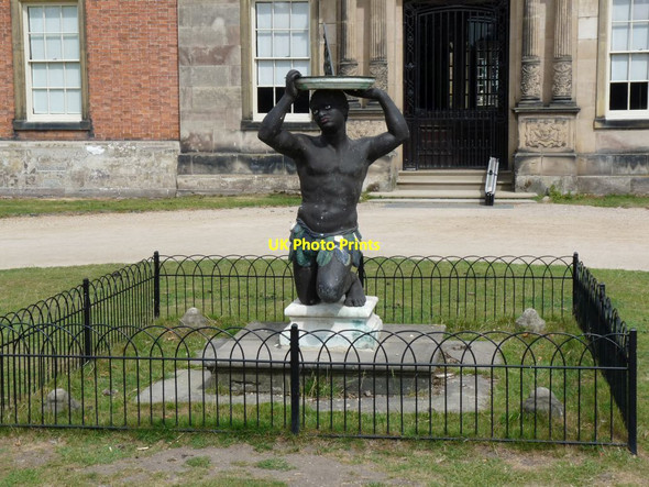 Photo 6"x4" Statue outside Dunham Massey Hall Dunham Town c2010