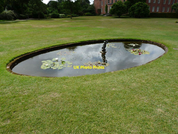 Photo 6"x4" Pool outside the Well house Dunham Town c2010