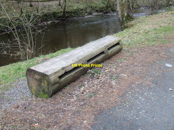 Photo 6"x4" Pillar Box bench Llanwddyn c2007