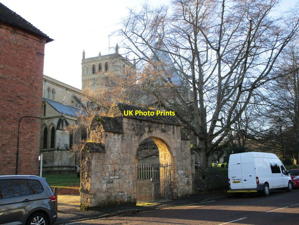 Photo 6"x4" Gateway to Southwell Minster, Church Street Southwell\/SK7053 c2021