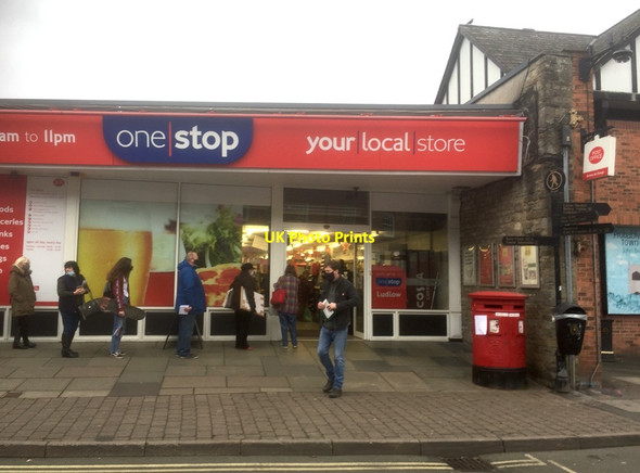 Photo 6"x4" Post office queue, Tower Street Ludlow c2021