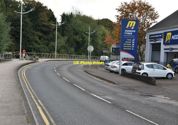 Photo 6"x4" Queen Elizabeth Rd Enniskillen c2021