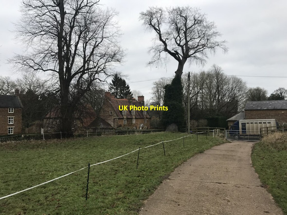 Photo 6"x4" Approaching Little Everdon Little Everdon c2021