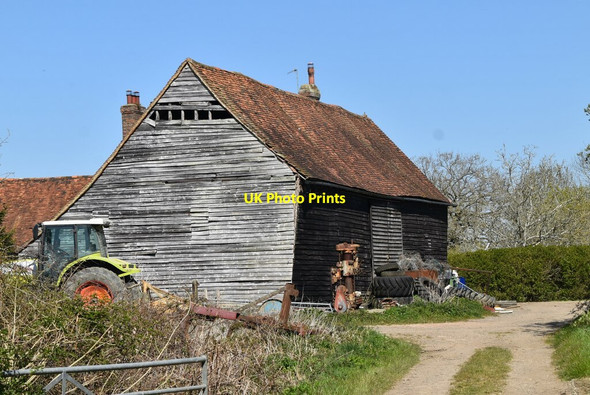 Photo 6"x4" Barn, Lodge Farm Outwood\/TQ3245 c2021