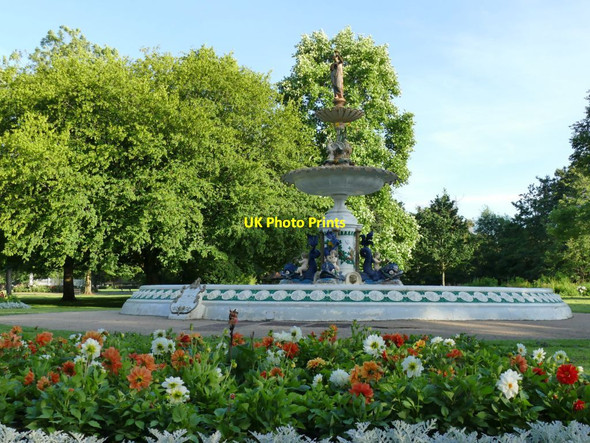 Photo 6"x4" Victoria Fountain in Vivary Park Taunton\/ST2324 c2021