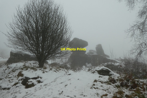 Photo 6"x4" Snow at Brimham Rocks Smelthouses c2021