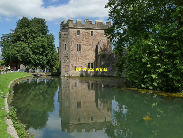 Photo 6"x4" Wells - gatehouse to the Bishop's Palace Wells c2021