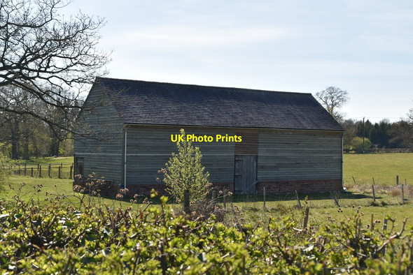 Photo 6"x4" Field barn South Godstone c2021