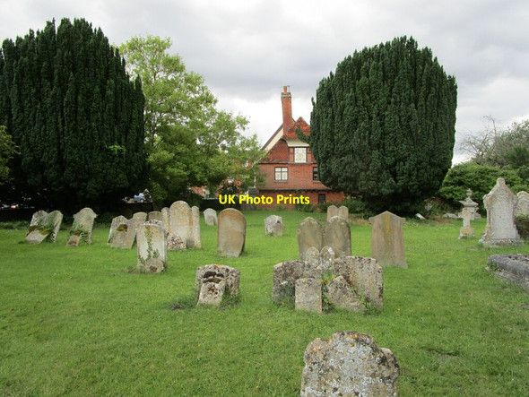 Photo 6"x4" The churchyard, Woolpit Woolpit c2021