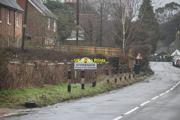 Photo 6"x4" Entering Stonegate Stonegate\/TQ6628 c2021