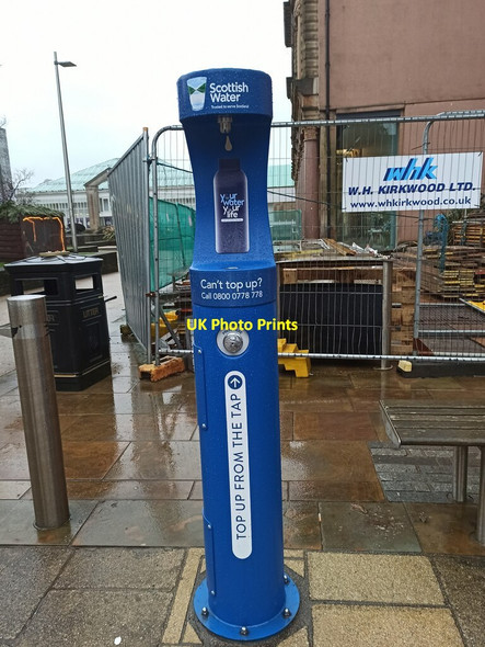 Photo 6"x4" Water fountain at Clyde Square  Greenock\/NS2776 c2021