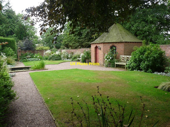 Photo 6"x4" Summer House and Lily pond Delamere\/SJ5669 c2015