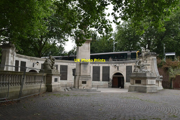 Photo 6"x4" Portsmouth War Memorial Portsmouth\/SU6501 c2021