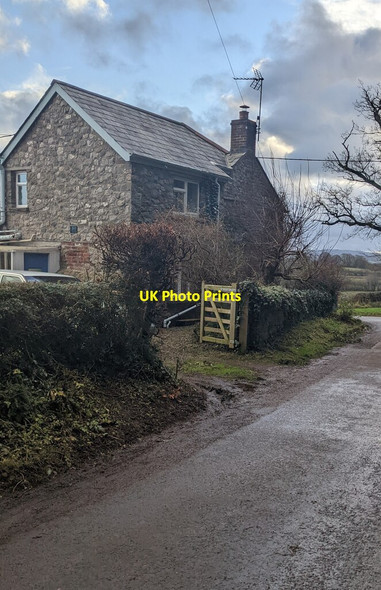 Photo 6"x4" Cottage opposite the churchyard, Bryngwyn Bryngwyn\/SO3909 c2022