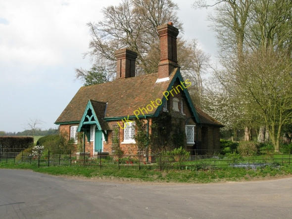 Photo 6"x4" Oswald Lodge on junction of Frog Lane and Bourne Park Road Bishopsbourne c2009