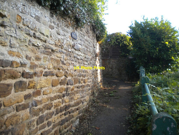 Photo 6"x4" Footpath off Silver Street, Brixworth Brixworth c2021