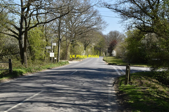 Photo 6"x4" Croydon Barn Lane, Bones Lane junction Horne c2021