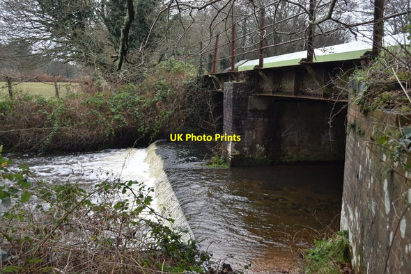 Photo 6"x4" Weir on Moors River West Moors c2022