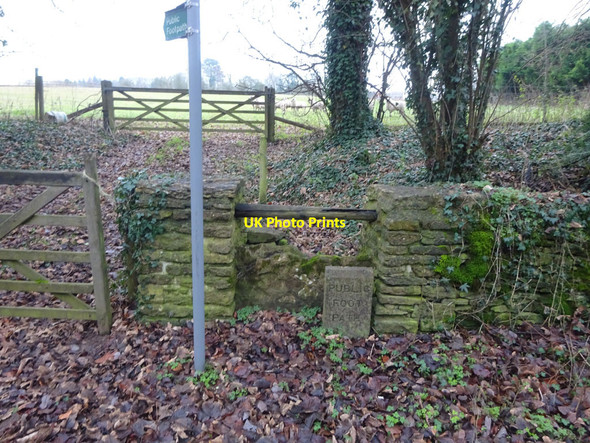 Photo 6"x4" Stone Stile, Ampney Crucis Ampney Crucis c2022