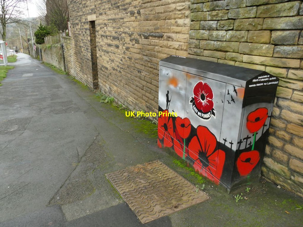 Photo 6"x4" Remembrance box, Harrogate Road, Greengates Apperley Bridge c2022