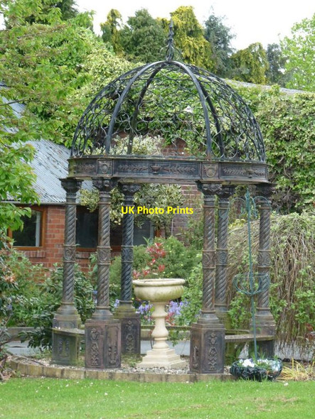 Photo 6"x4" Iron Summer House Wootton\/SJ3427 c2015