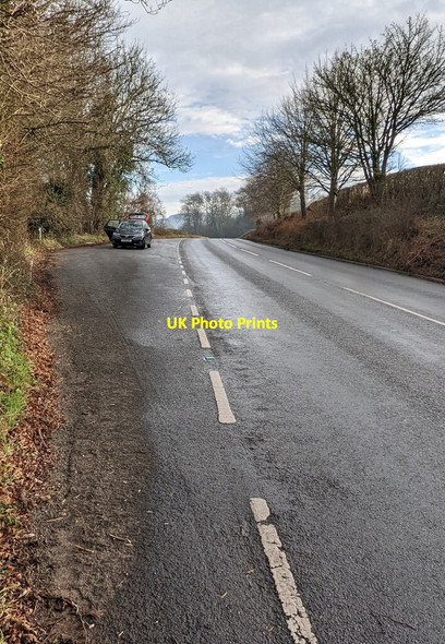 Photo 6"x4" Parking area in Mitchel Troy Monmouth\/Trefynwy c2022