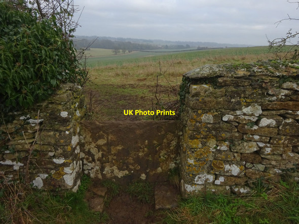 Photo 6"x4" Stone Stile, Tarlton Tarlton c2022 P1