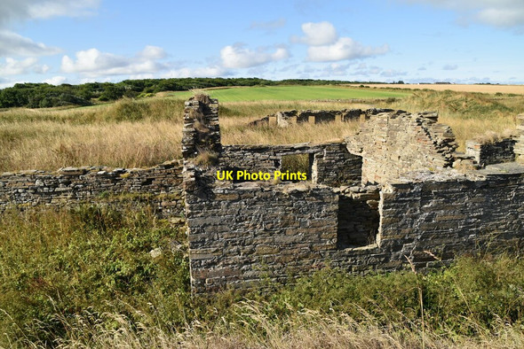 Photo 6"x4" Quarry cottage ruins Castletown\/ND1967 c2021 P1