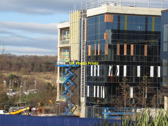 Photo 6"x4" Finishing off a building, Edinburgh Bioquarter Moredun c2022