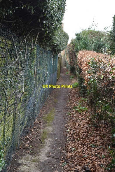 Photo 6"x4" Enclosed footpath Allington\/TQ7457 c2021