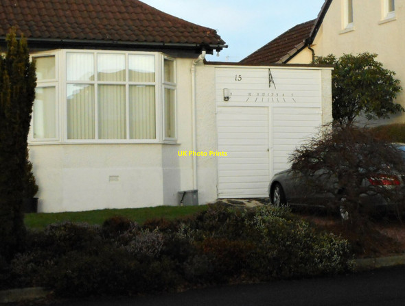 Photo 6"x4" Garage sundial Summerston c2022