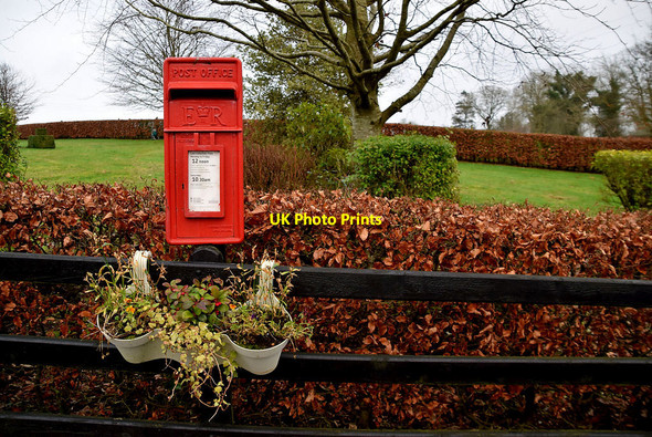 Photo 6"x4" Post box, Bracky Milltown\/H5775 c2022